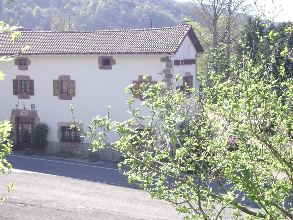 Hostal Venta San Blas Almándoz Kültér fotó
