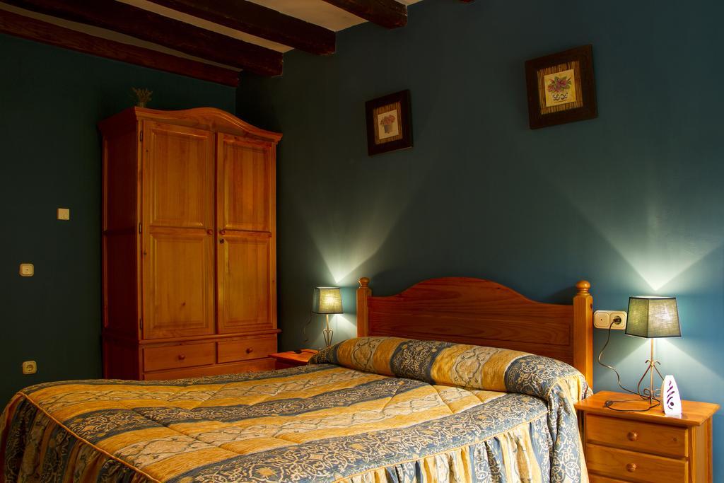 Hostal Venta San Blas Almándoz Szoba fotó