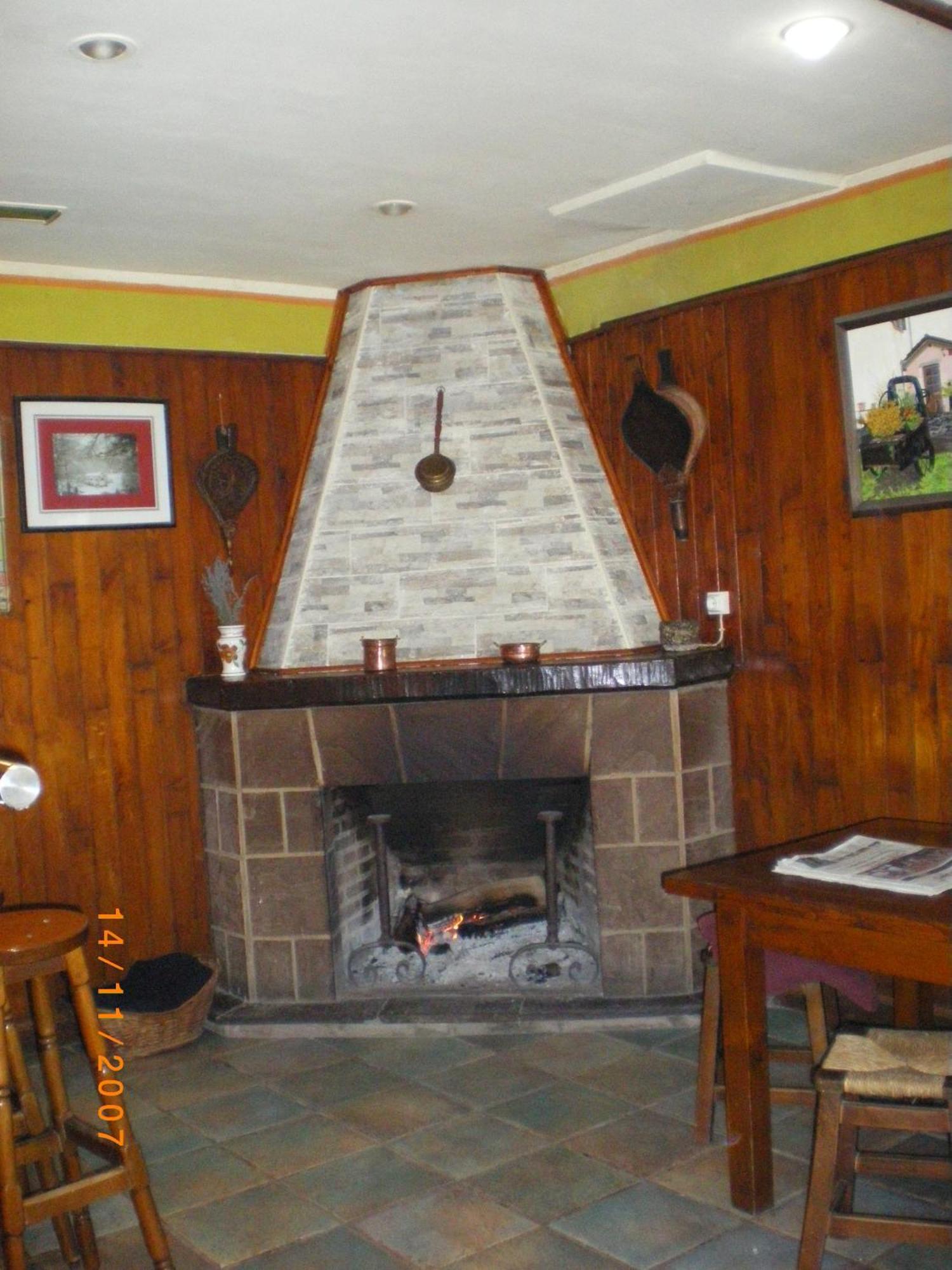 Hostal Venta San Blas Almándoz Kültér fotó